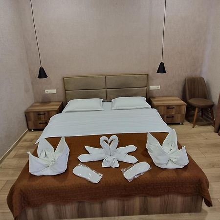 Hotel Sweet Night カズベギ エクステリア 写真