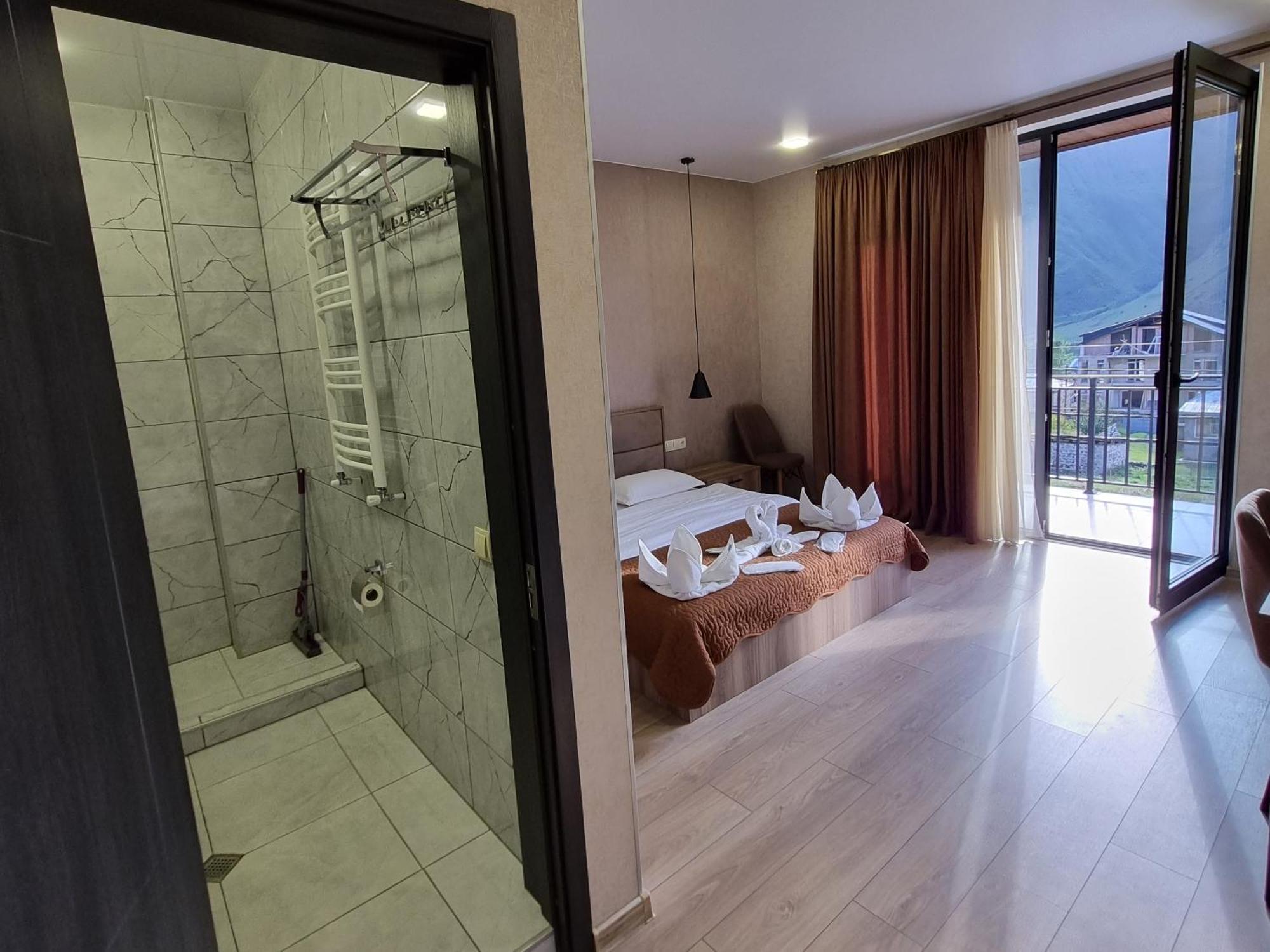 Hotel Sweet Night カズベギ 部屋 写真
